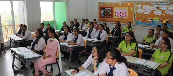Handwriting workshop session in a school classroom